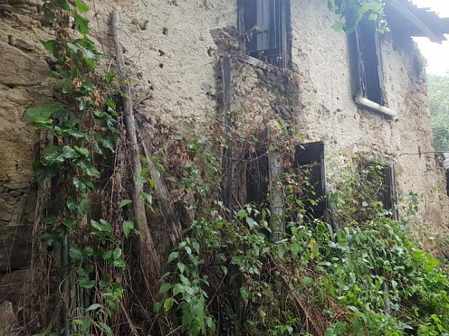 Pyrénées, proche Andorre, Sect. Saurat, Carcasso
