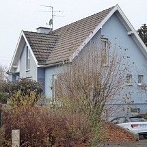 V e n d u e  -----   Sect. Waldighoffen, à env. 3 - 25 min Waldighoffen, Leymen, terrains de Golf, Airport, A 35, Bâle, Palmrain: Belle maison env. 130 m² au sol / salon-séjour env. 45 m² avec cuisine US, cellier, cheminée, bibliothèque / 3 chambres, balcon / grande SdB, 2 WC. Situation très au calme et ensoleillée, ruelle avec riverains seulement...