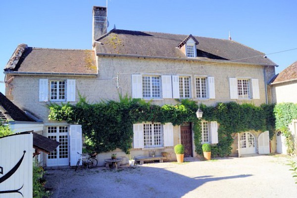 SAINT-LOTHAIN (39) Sud-Revermont, Vignoble jurassi