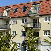 v e n d u   ----   5 mn Frontières CH & Allemagne: Huningue / Saint Louis, proche Parc des Eaux Vives, à 2 pas de la Passerelle/Rhin, Bâle/Novartis, Palmrain/Weil: au 1. étage, magnf. Appartement 3 pièces env. 70 m² / grand espace de vie env. 40 m² avec cuisine ouverte / 2 chambres, 1 salle de bain, 1 WC. Situation idyllique, proche de toutes commodités!